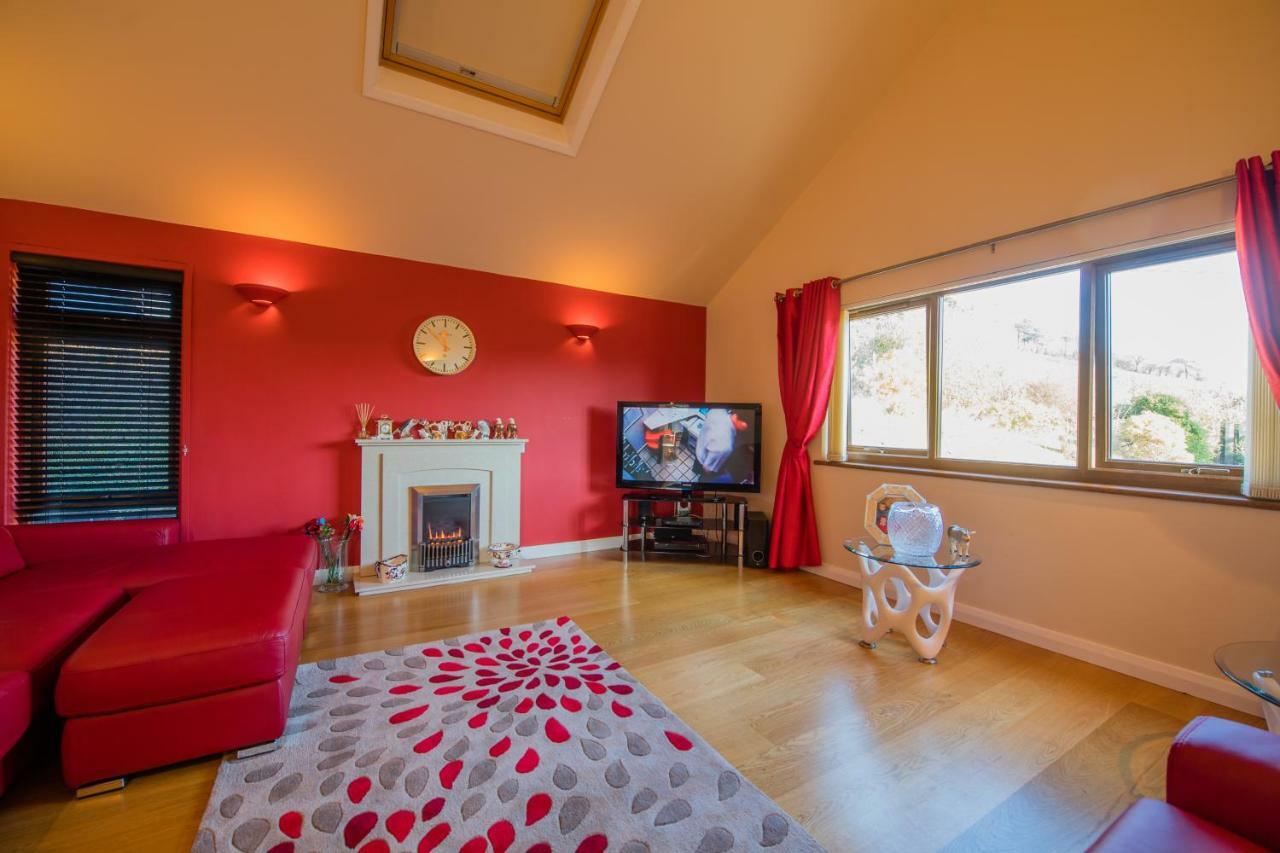 Y Grange Bed and Breakfast Llanfihangel-y-Creuddyn Buitenkant foto