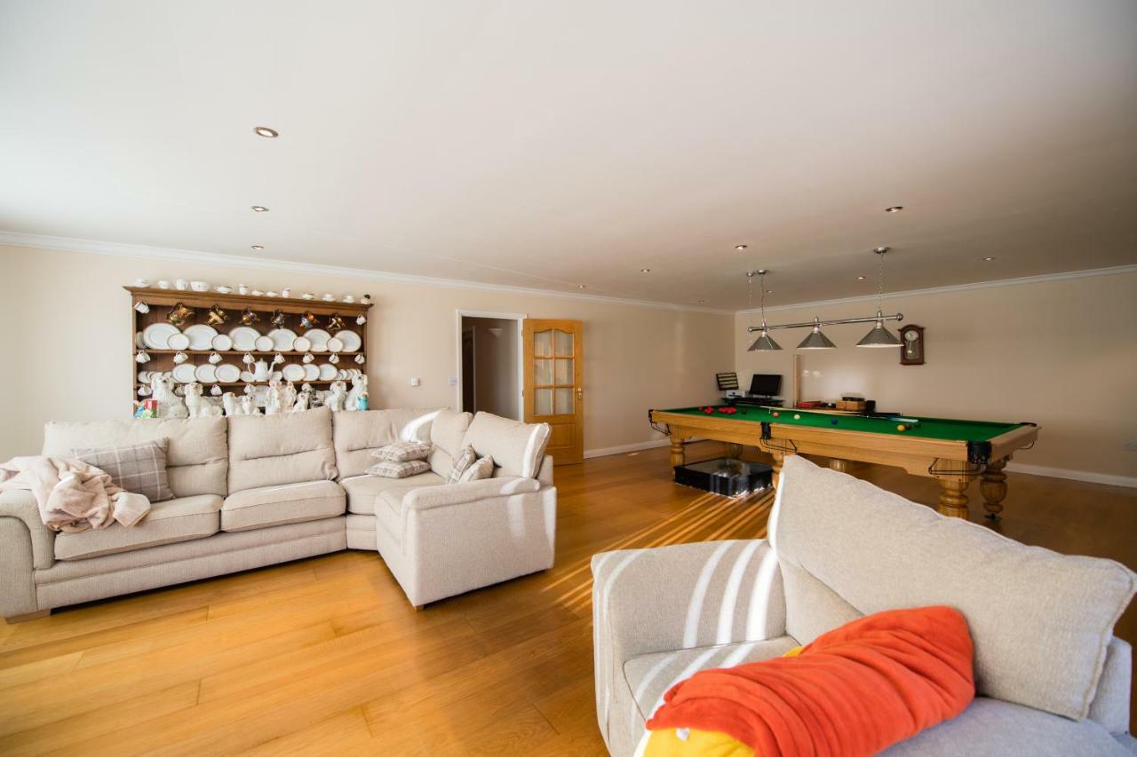 Y Grange Bed and Breakfast Llanfihangel-y-Creuddyn Buitenkant foto