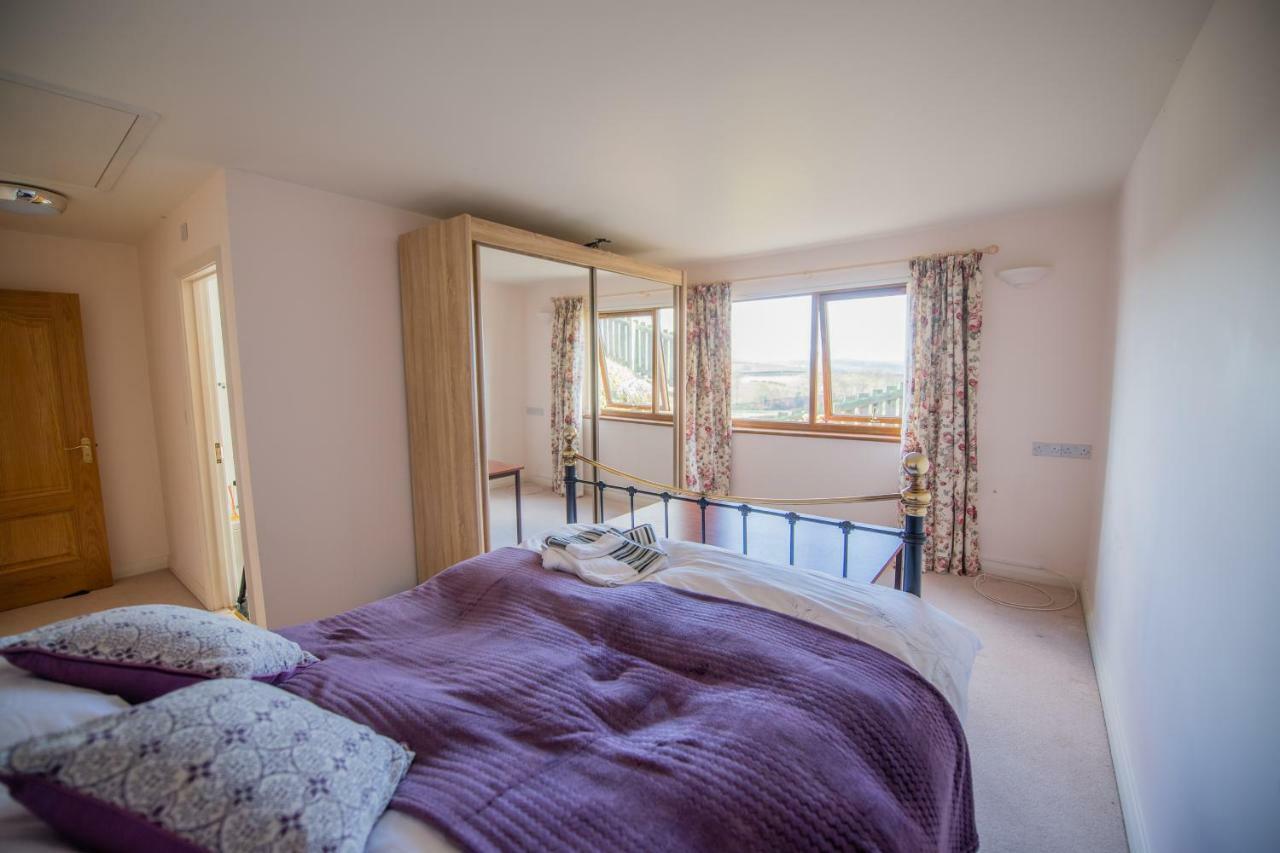 Y Grange Bed and Breakfast Llanfihangel-y-Creuddyn Buitenkant foto